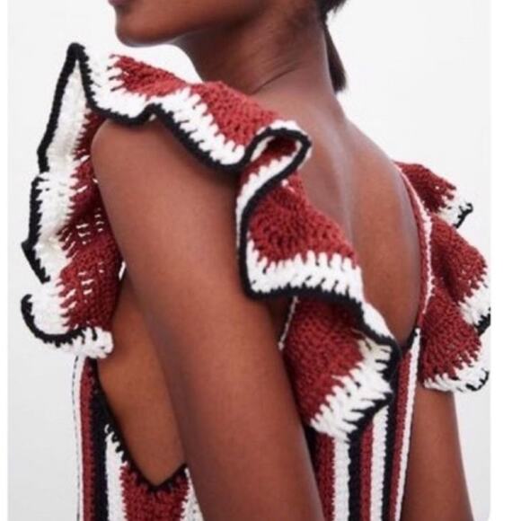 ZARA Limited Edition Crochet Knit Jumper Jumpsuit Overalls Size Small - Picture 8 of 13